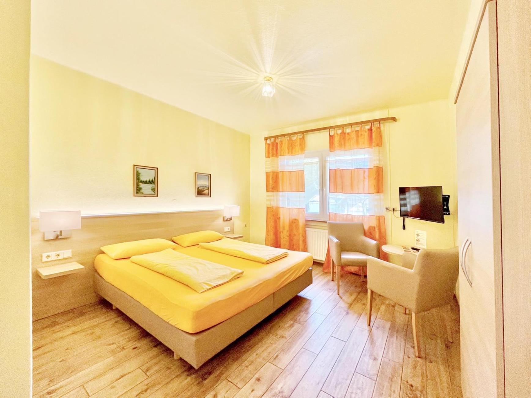 غوتمادينغين Hotel-Heilsberg المظهر الخارجي الصورة